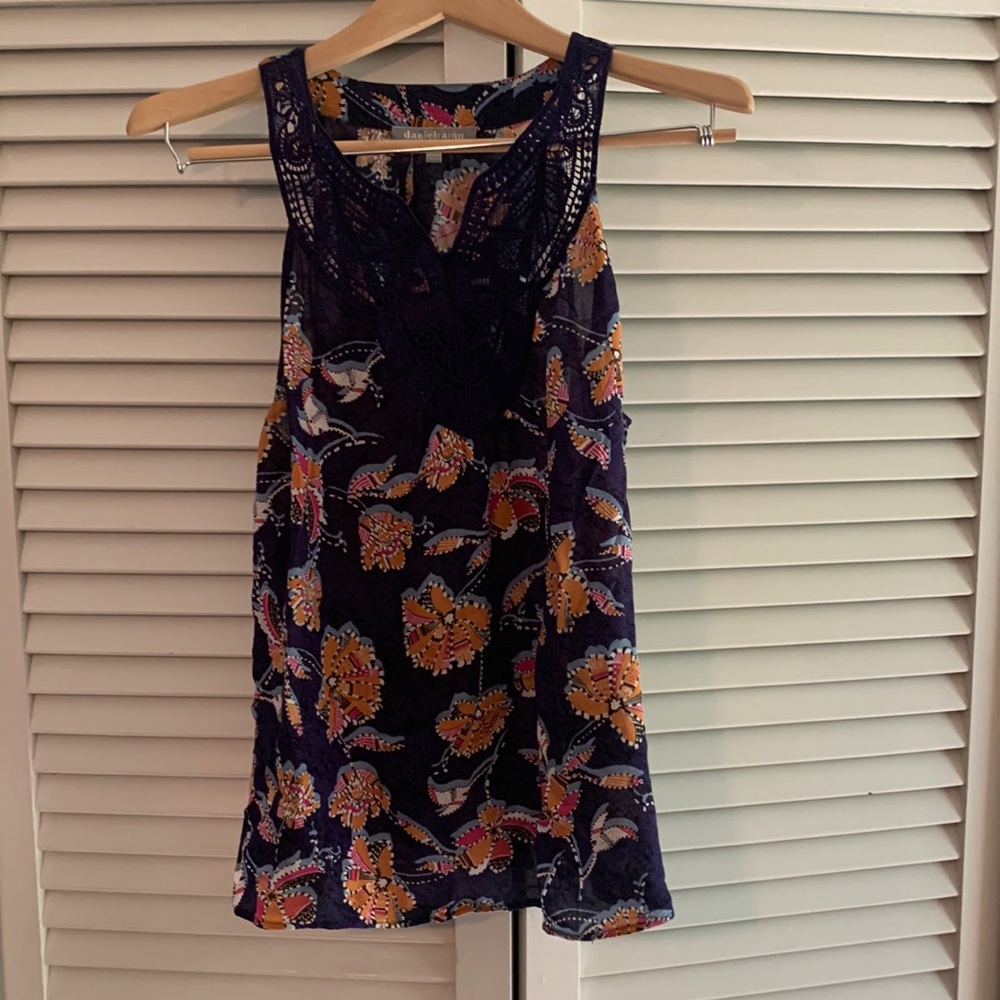 Daniel Rainn Navy Paisley, Rayon Sleeveless top with Crochet